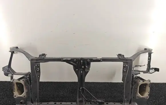 Subaru Impreza III Radiator support slam panel 