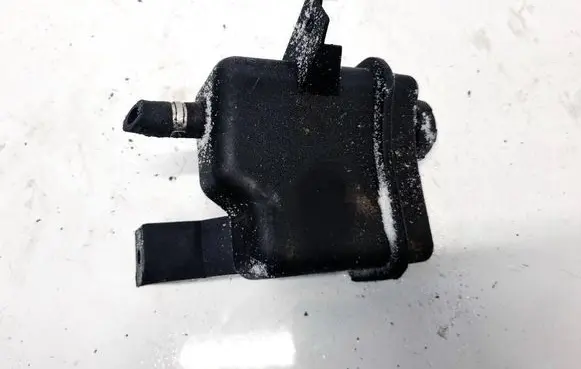 Volvo S40, V40 Power steering fluid tank/reservoir 