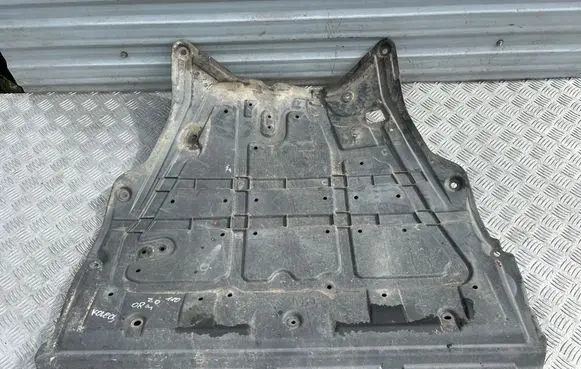 Renault Koleos I Engine splash shield/under tray 75890JY70A 75890JG70A