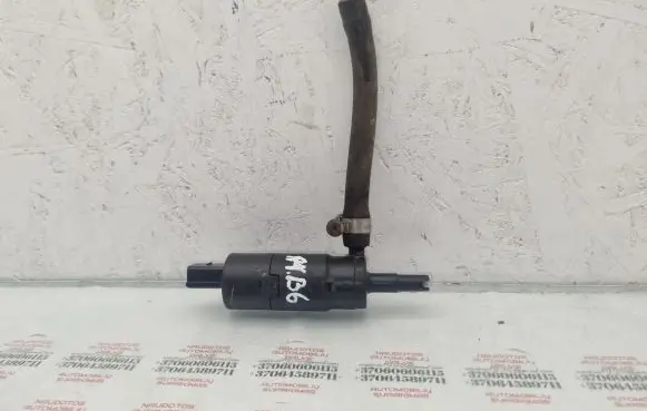 Audi A4 S4 B6 8E 8H Headlight washer pump 3B7955681