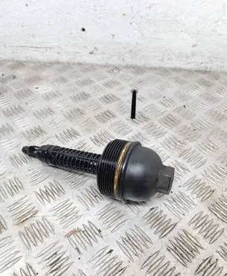 BMW 3 E90 E91 Oil filter cover 7789323