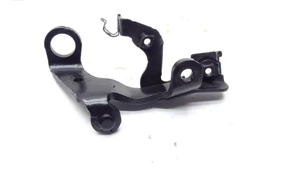 Engine mount bracket