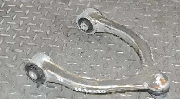Mercedes-Benz C W205 Front upper control arm/wishbone 