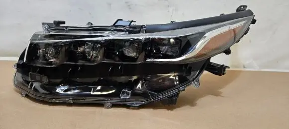 Toyota Prius Prime Headlight/headlamp