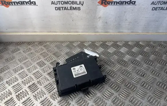 Volkswagen Golf III ABS control unit/module 1H0907379D