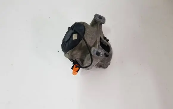 Audi A5 8T 8F Engine mount bracket 8K0199381