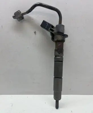 Mercedes-Benz ML W164 Fuel injector A642070 A6420701987