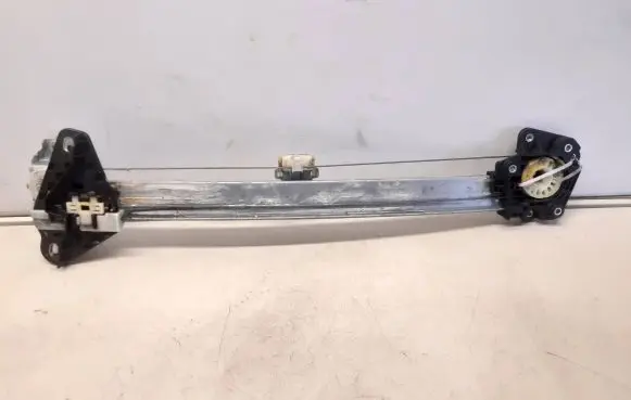 Honda Civic Rear window lifting mechanism without motor