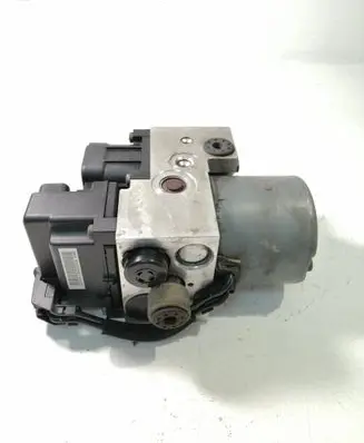 Nissan Navara D22 ABS Pump 476603S410