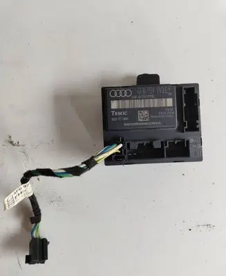 Audi A6 S6 C6 4F Door control unit/module 4F0959793E
