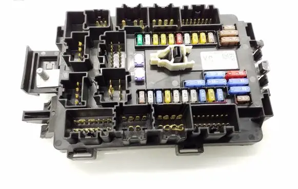 Tesla Model X Fuse module 103440901C