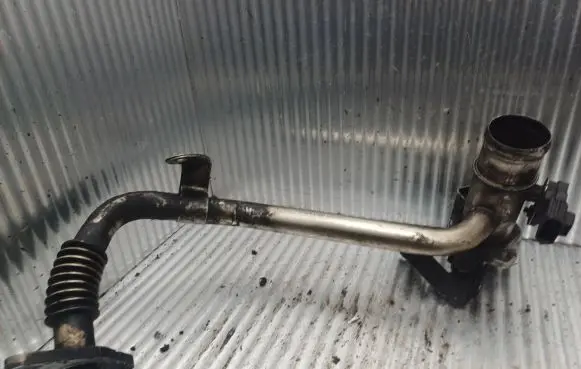 Ford Transit EGR valve line/pipe/hose 6C109E470BD