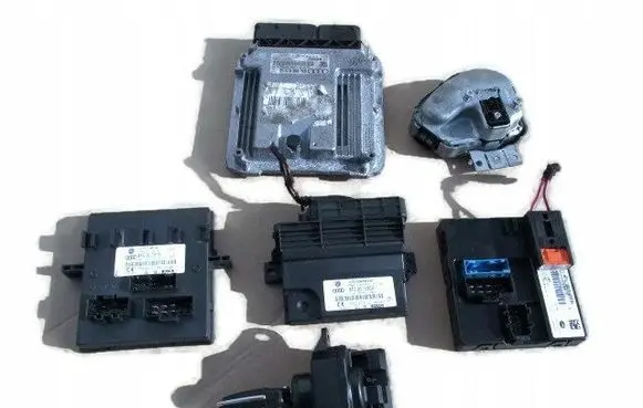 Audi A6 S6 C6 4F Engine ECU kit and lock set 