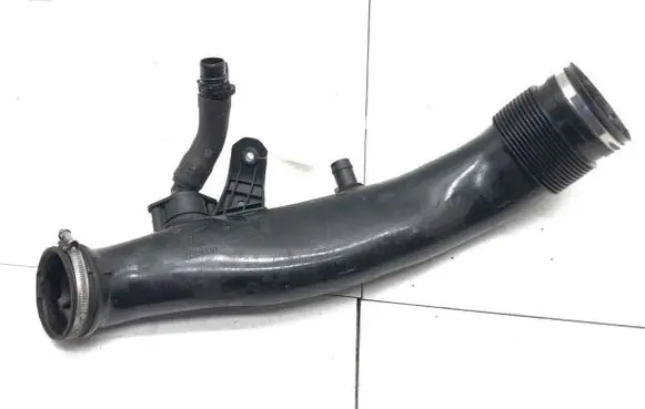 BMW 5 F10 F11 Air intake hose/pipe 7583726