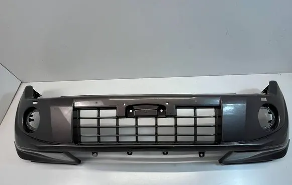 Mitsubishi Pajero Front bumper 6400D521ZZ 6400D521