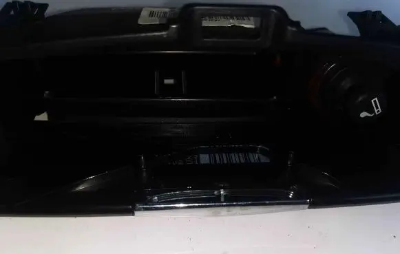 Ashtray (front)