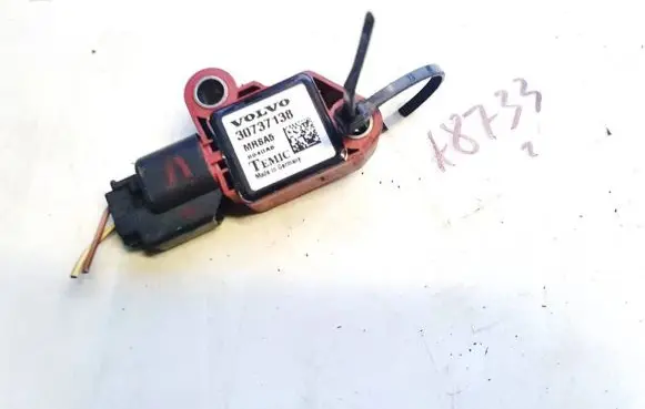 Ford Focus Airbag deployment crash/impact sensor 30737138 8840a6