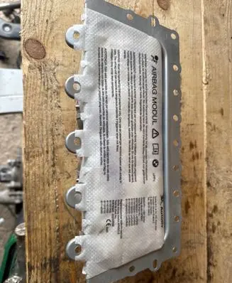 BMW 7 F01 F02 F03 F04 Passenger airbag 39914702307 608739301C 13B1771A0474