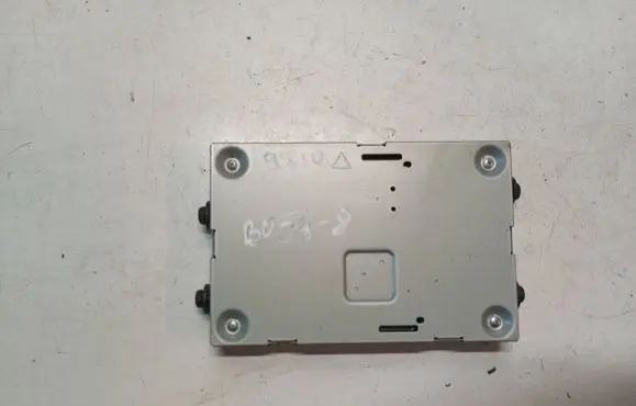 Volvo V60 HiFi Audio sound control unit 31409953