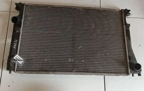 Toyota Corolla Verso AR10 Coolant radiator 