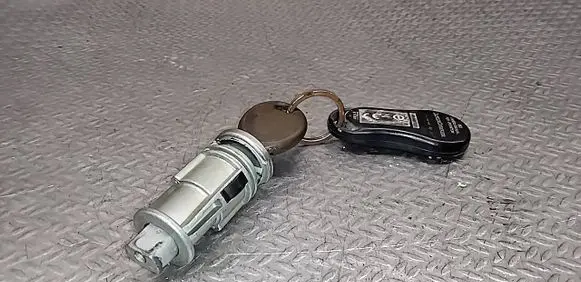 Chrysler PT Cruiser Ignition lock 