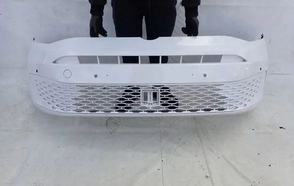 Volkswagen Caddy Front bumper 109931190