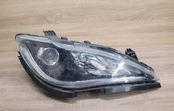 Chrysler Pacifica Headlight/headlamp 68228946AG