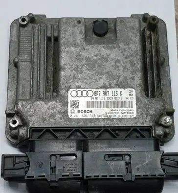 Audi A3 S3 8P Engine control unit/module 8P7907115K 0261S04940 MED175