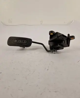 Nissan Note (E11) Accelerator throttle pedal 18002ax700