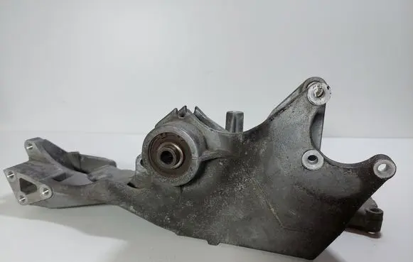 Audi A4 S4 B5 8D Generator/alternator bracket 06B903143K