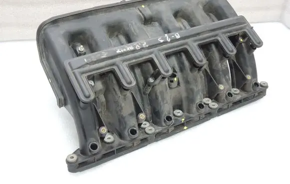 BMW 5 E39 Intake manifold 11611439965 1439965