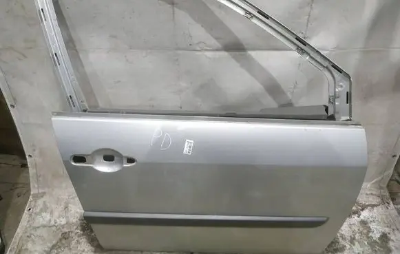 Renault Scenic II - Grand scenic II Front door PILKOS