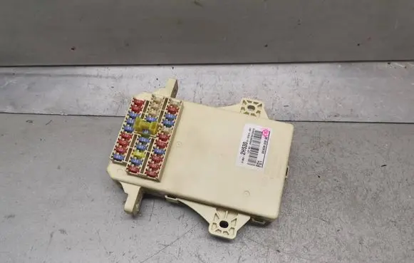 Hyundai i30 Fuse module 919502H530