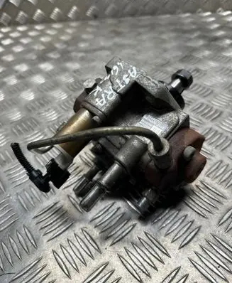 Opel Astra K Fuel injection high pressure pump 55490710 01000710 HU2940002440