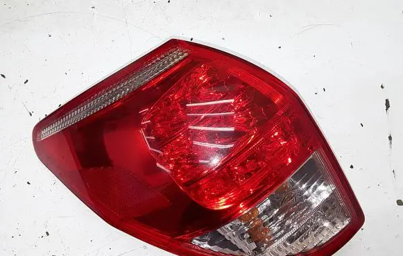 Toyota RAV 4 (XA30) Rear/tail lights