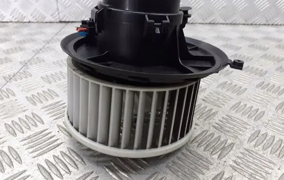 Renault Laguna II Front door blower motor 52419344