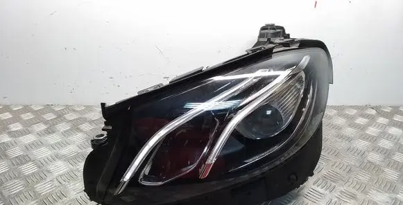 Mercedes-Benz E W213 Headlight/headlamp A2139067706