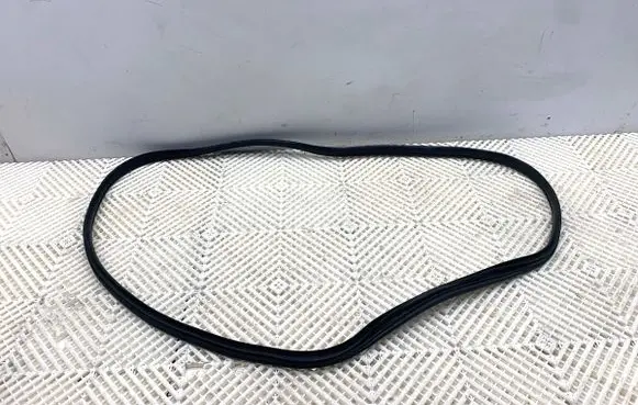 KIA Xceed Rubber seal front door (on door) 