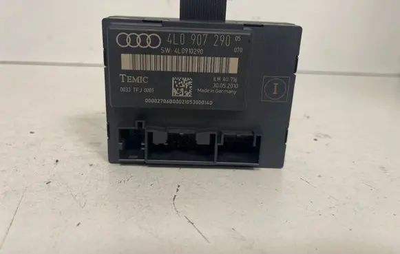 Audi Q7 4L Door control unit/module 4L0907290 4L0910290