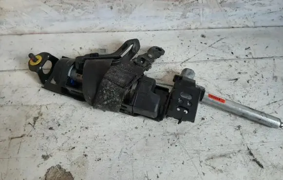 Volvo V50 Front seatbelt 30661789