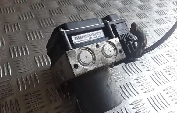 Renault Megane II ABS Pump 0265950728