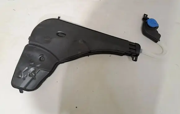 BMW X5 G05 Windshield washer fluid reservoir/tank 7499828 7434868
