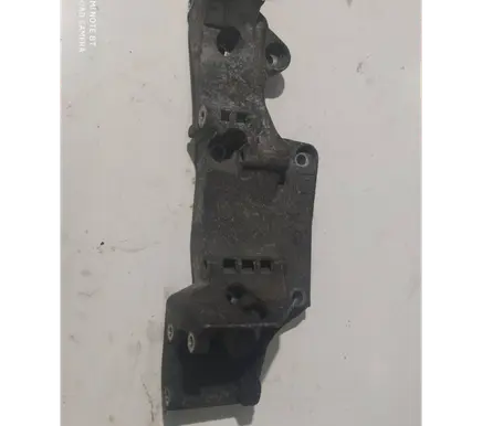 Volkswagen Golf IV Generator/alternator bracket 06A903143P