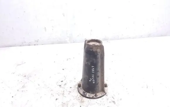 Land Rover Defender Coil spring mount 