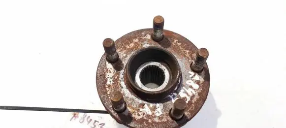 Subaru Legacy Front wheel hub