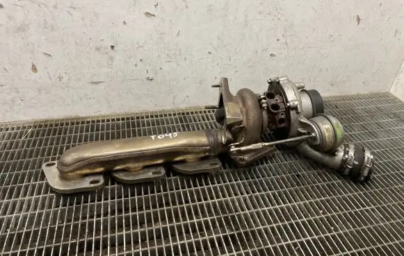 Mercedes-Benz CLS C218 X218 Turbo A2780901780 PP278140065