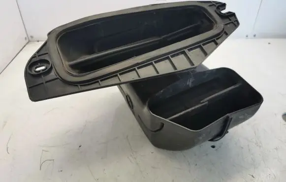 Jeep Grand Cherokee Interior heater climate box assembly housing 68110221AB