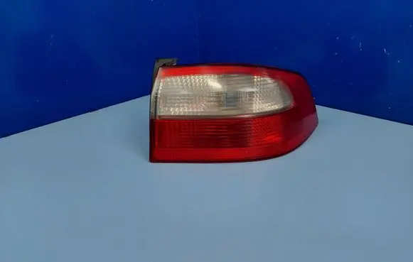 Renault Laguna II Rear/tail lights 8200002474