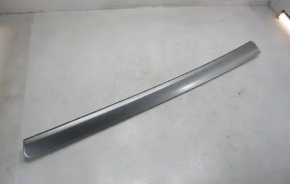 Audi A5 8T 8F Front door trim bar 8T0867410