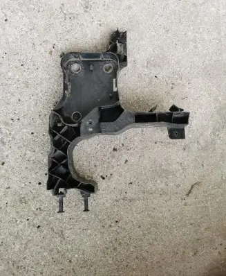 Renault Scenic II - Grand scenic II Front bumper mounting bracket 8200137496